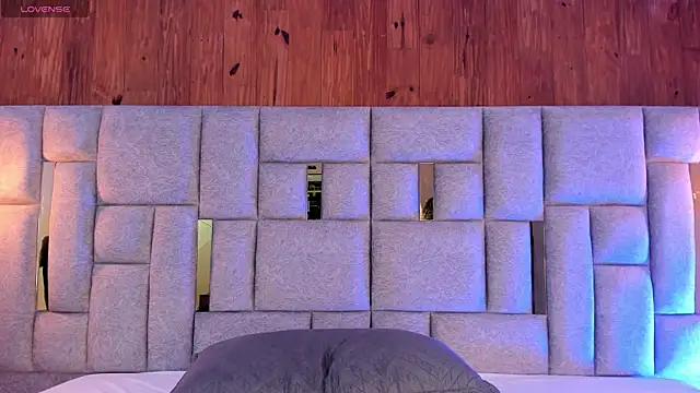 miia_reeves_ live XXX chat