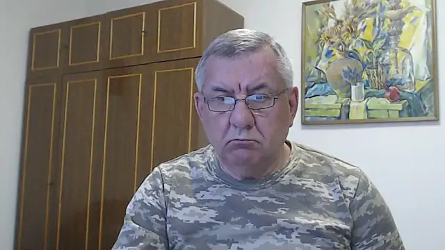 Show modela machomale3 na web-kameri