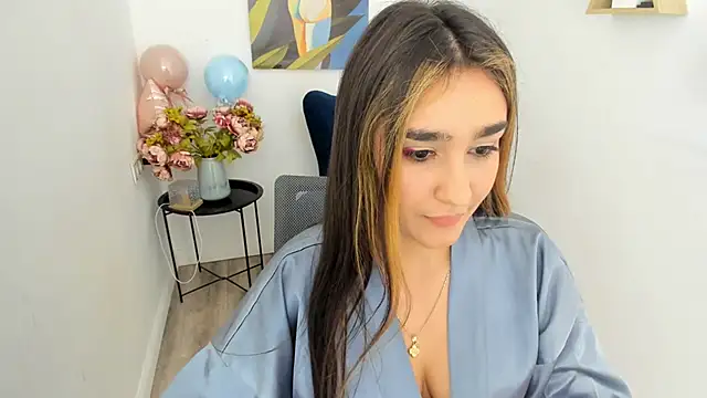 GoldenHeart_1's Live XXX Chat