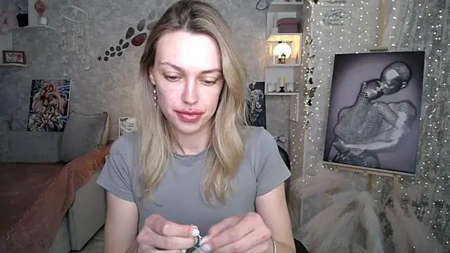 NickyAdamidi – Live XXX-chat