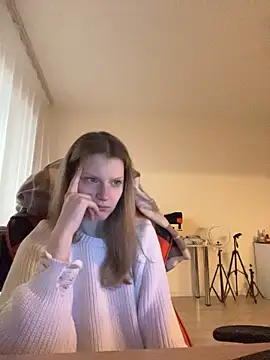 MaryHiggins live XXX chat