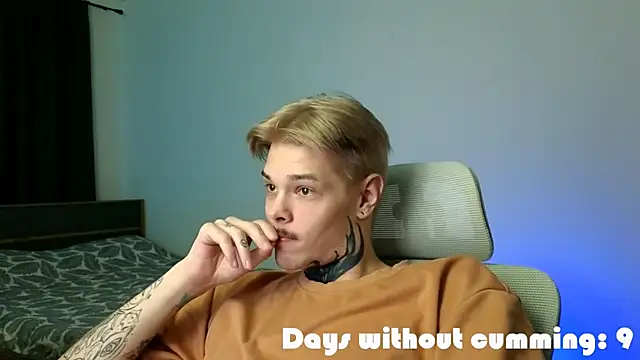 DENIS_HERE: онлайн-секс-чат