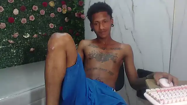 ManSantのライブXXXチャット