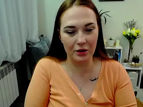 Lady_Tiana Adlı Modelin Canlı XXX Sohbeti