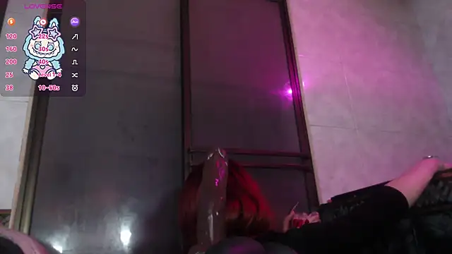 Sally23_ 在線直播表演