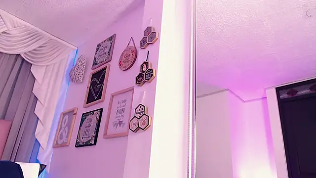 IsabelleDaza 웹캠 쇼