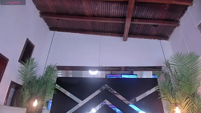 Chat XXX en directo de emily-fox