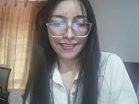 Chat +18 de Ma_Alcazar ao vivo