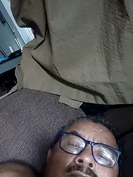 Chat XXX en directo de Misterymem63