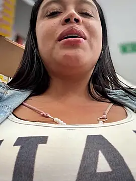 แชท XXX สดของ _Mia-Safety_Inspector