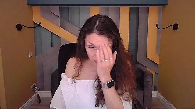 Chat XXX en directo de EllaLong