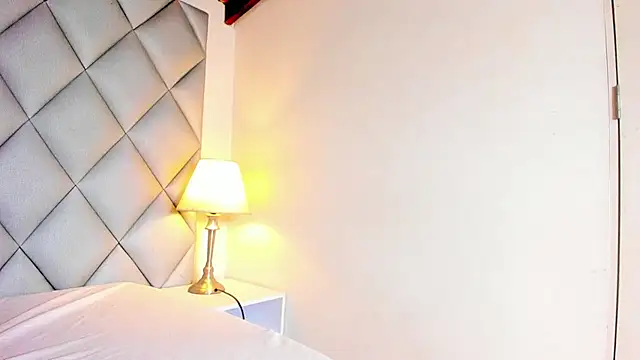 XXX chat uživo modela ZeusBrant