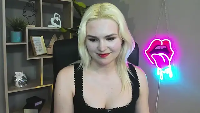 SweetLilyxo élő XXX-chatje