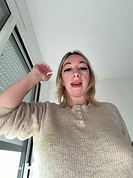 Giuliana_baby élő XXX-chatje