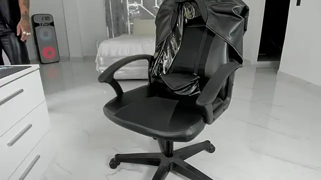 master_leather 라이브 XXX 채팅