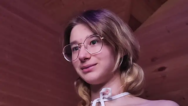 Silva-Tailll's Live XXX Chat