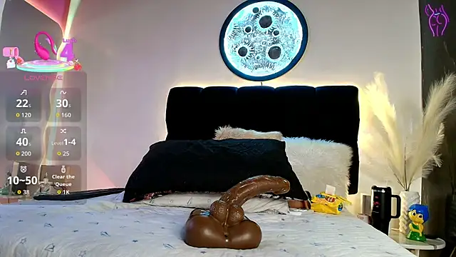 lorrayne_ লাইভ XXX চ্যাট