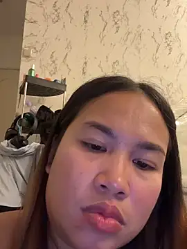 Živý XXX chat Ponthip