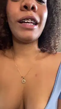 FreeIvy Chat XXX live