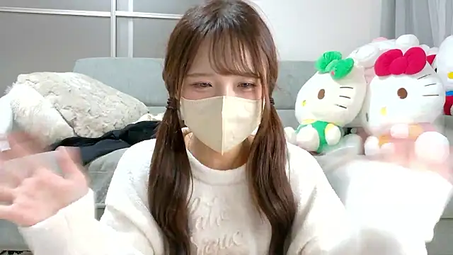MOMO_sumomo Pertunjukan Webcam