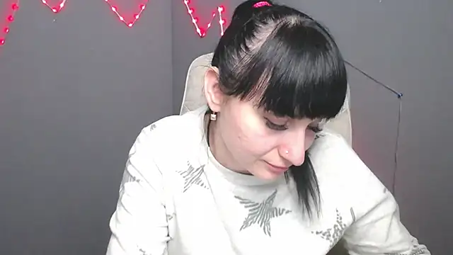 Pertunjukan Kamera Web NinaFlawlees