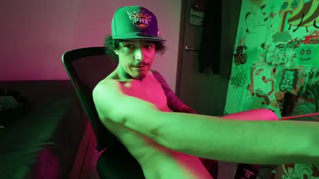 trieone's Webcam Show