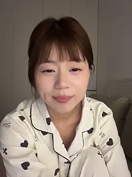 Nana-3 Adlı Modelin Canlı XXX Sohbeti