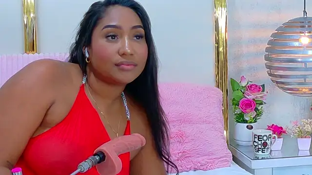 โชว์เว็บแคมของ NaiomyLanes