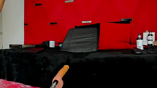 Alicee_Grey Show Webcam