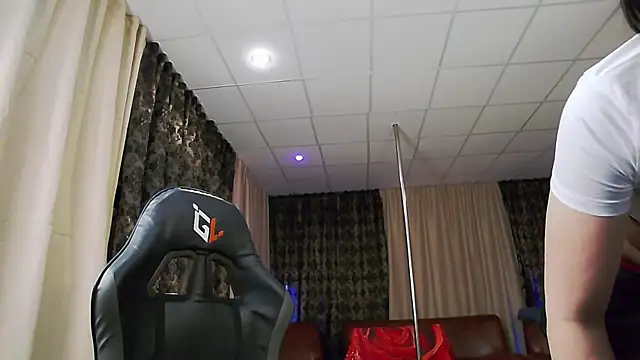 Alex_Svift webkamerás műsora