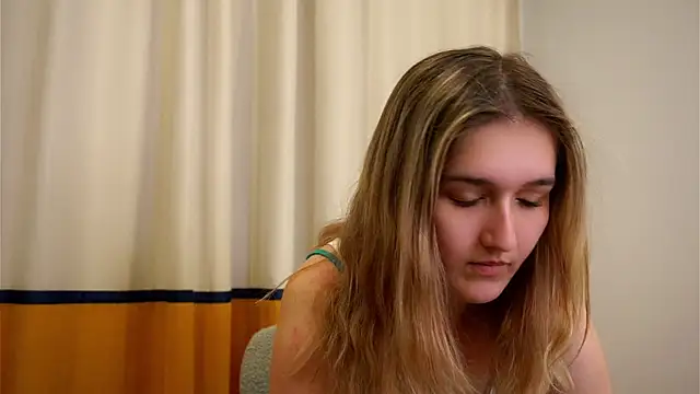 ThaliaNebel Live XXX-chat