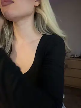 xDinnax webkamerás műsora