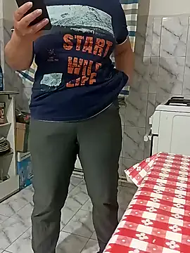 Saysomething3のライブXXXチャット