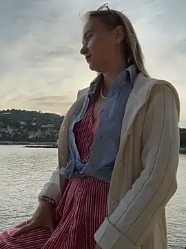 دردشة Weettyy الجنسية المباشرة