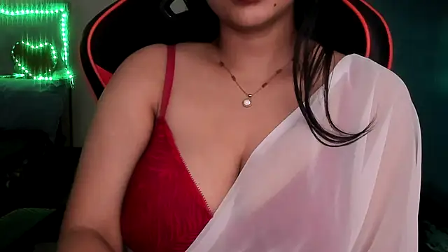 Онлайн чат XXX Indian_tickly