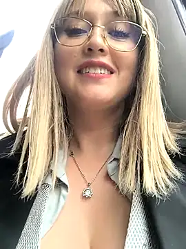 Chat +18 de Katy__A ao vivo