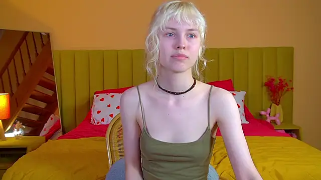 Chat +18 de HannahHollis ao vivo