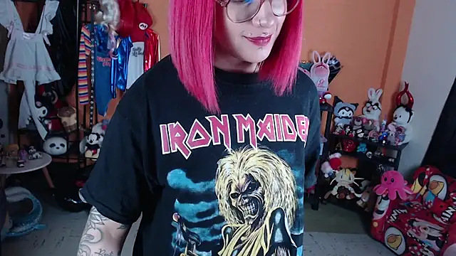 MissMiia2のライブXXXチャット