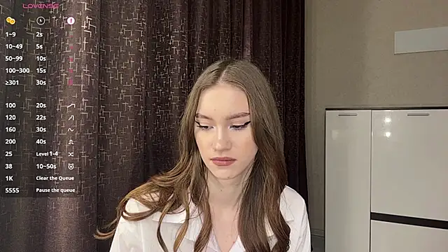 Онлайн чат XXX NuDonzze