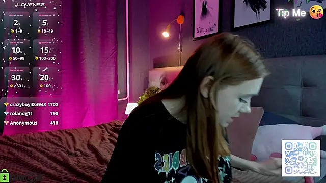 Онлайн чат XXX Lesi_Moonie01