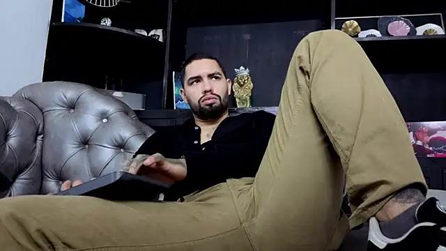 matteosantos' Live XXX Chat