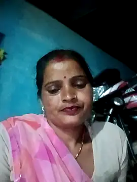 Rubi12AのライブXXXチャット