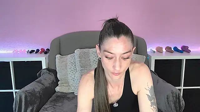 Hot-Svenja Pertunjukan Webcam