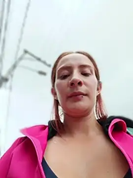 Chat +18 de Samyra_Biker12 ao vivo