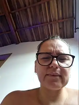 MariaPau_83 Adlı Modelin Canlı XXX Sohbeti