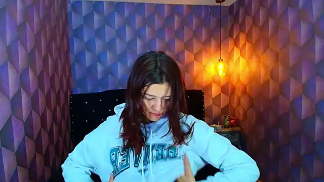 LiaHarryis Adlı Modelin Canlı XXX Sohbeti