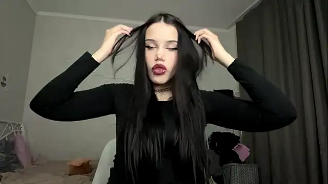 LouisePavlides Webcam-Show