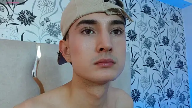 Eidan_tay Show in webcam