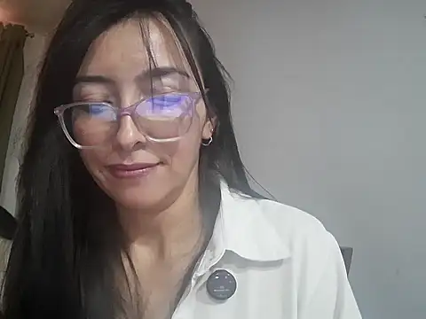 Ma_Alcazar লাইভ XXX চ্যাট