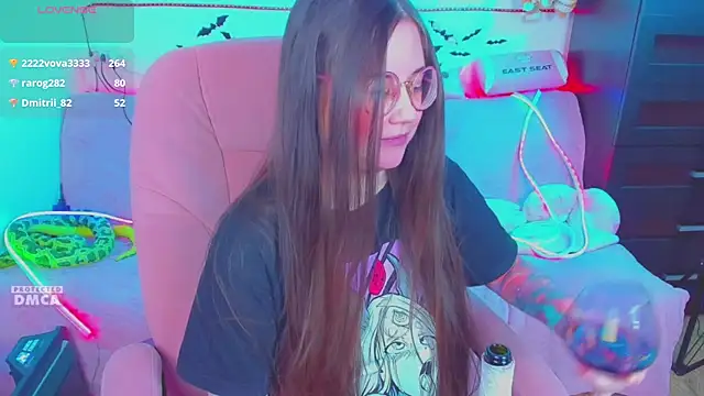 Онлайн чат XXX Lolisuccub